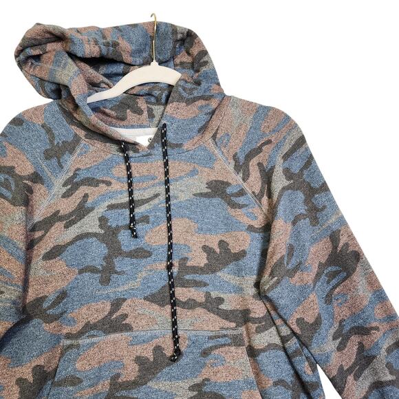SUNDRY Womens Camo Crop Hoodie Size Small Multicolor Camo Stretchy Comfy Cozy - Picture 3 of 10